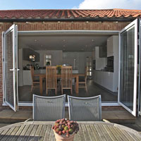 bifold-doors-aplus-3